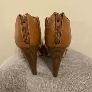 Women Guess High Heels